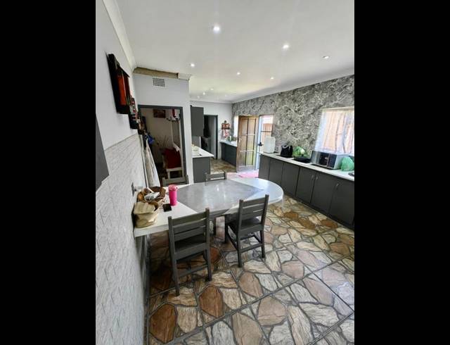 3 BEDROOM HOUSE FOR SALE IN VANDERBIJLPARK SE 1